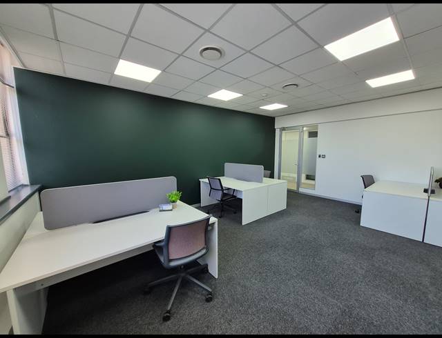 93M² OFFICE TO LET IN SANDTON CENTRAL
